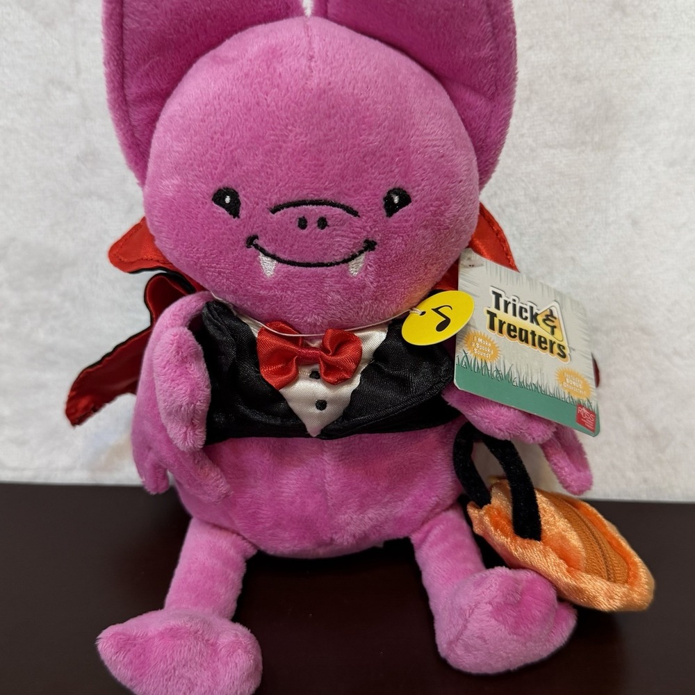 Russ Berrie Pink Black Dracula Vampire Bat Halloween Decor No Music w/ Tags 2019